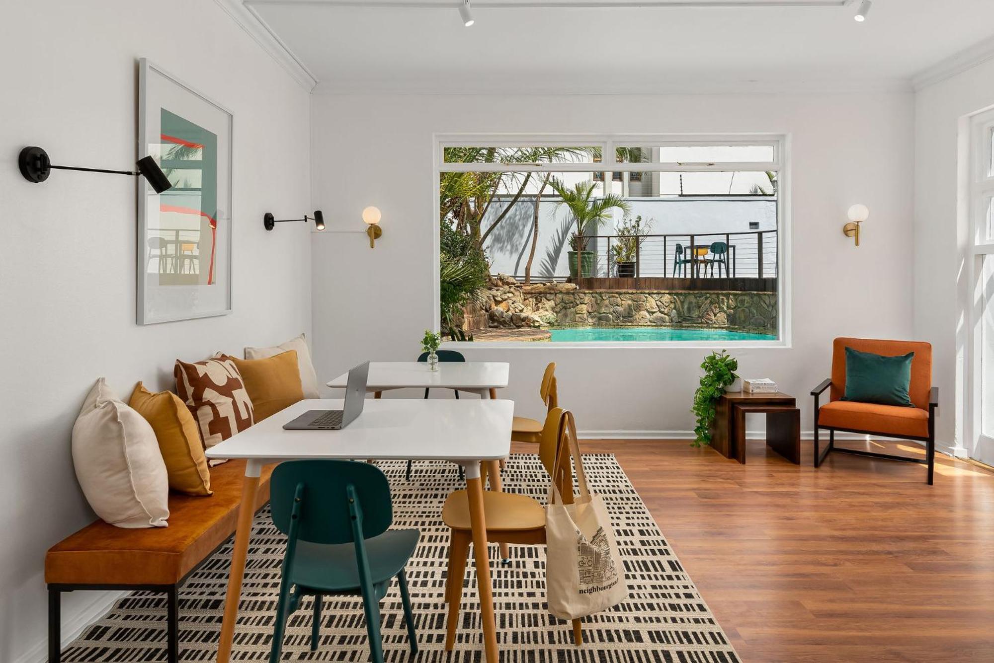 Neighbourgood Ravenscraig Hotel Kaapstad Buitenkant foto